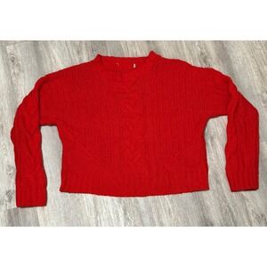 Red‎ knit cropped sweater large